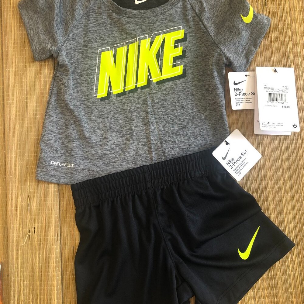 Nike boys 2 pc shorts set Size 12 months